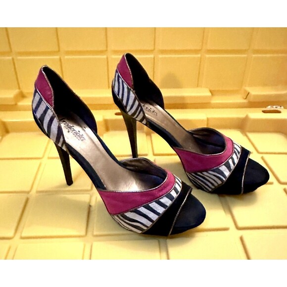 Fredrick’s of Hollywood Heels Size 10 - Picture 1 of 7